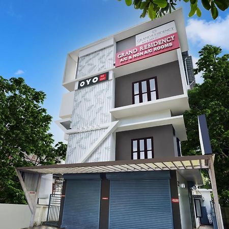 Hotel O Grand Residency Ambalapulai ภายนอก รูปภาพ